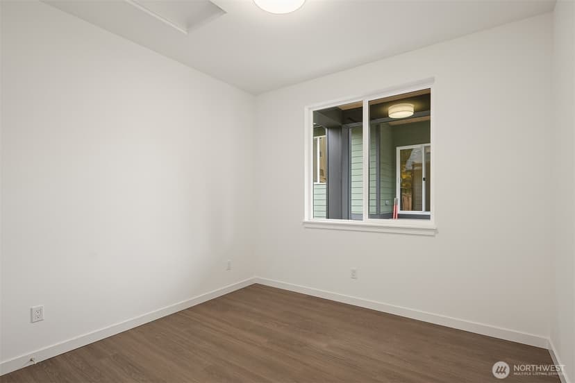 Property photo for 1240 SW 124th Street #10C, Burien photo 6