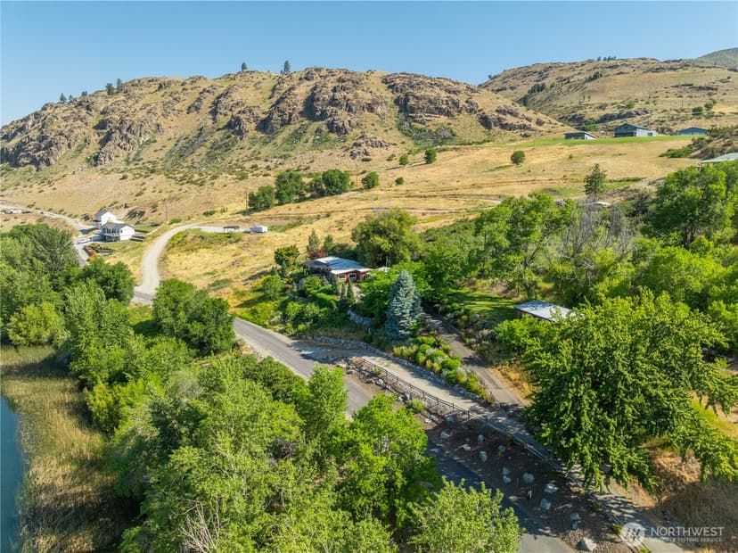 Property photo for 700 E. Wapato Lake Rd., Manson photo 22