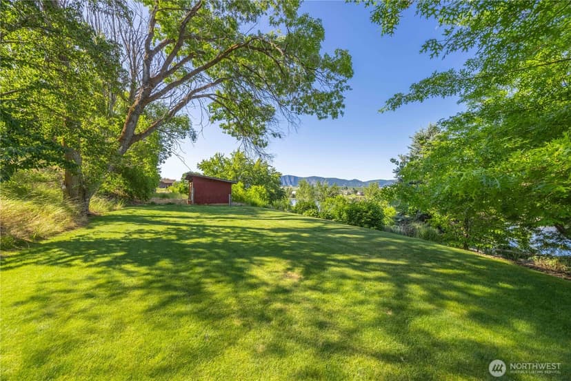 Property photo for 700 E. Wapato Lake Rd., Manson photo 11
