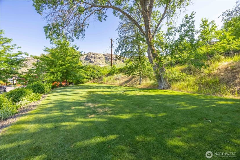 Property photo for 700 E. Wapato Lake Rd., Manson photo 21