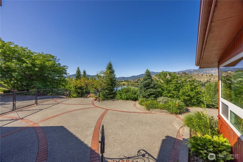 Property photo for 700 E. Wapato Lake Rd., Manson photo 6