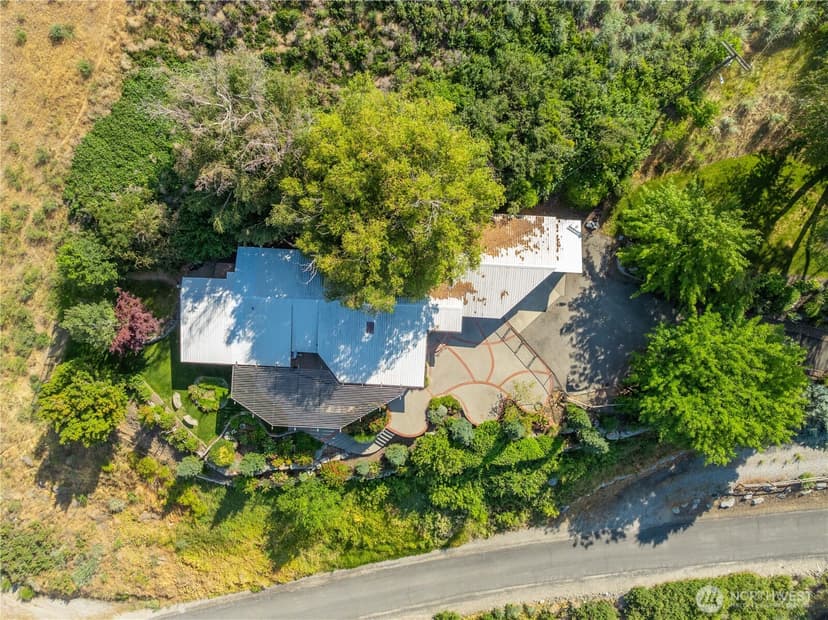 Property photo for 700 E. Wapato Lake Rd., Manson photo 20
