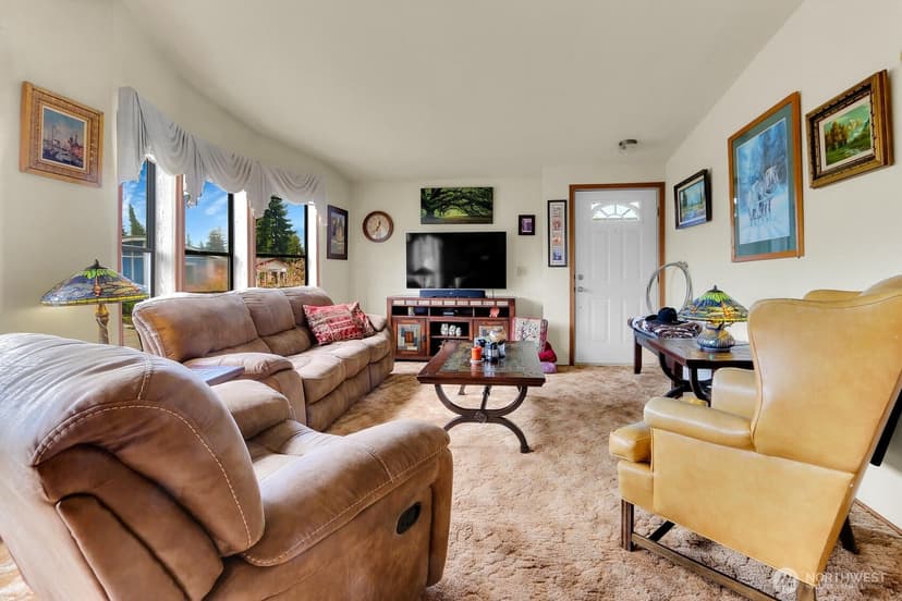 Property photo for 1427 100th Street SW #160, Everett photo 2