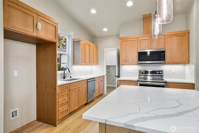 Property photo for 2225 124th Street SE, Everett photo 4