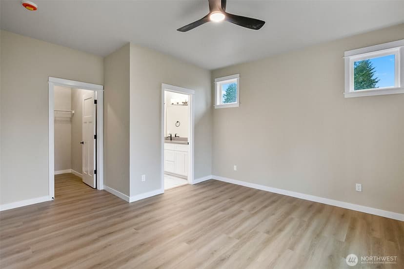 Property photo for 2225 124th Street SE, Everett photo 6
