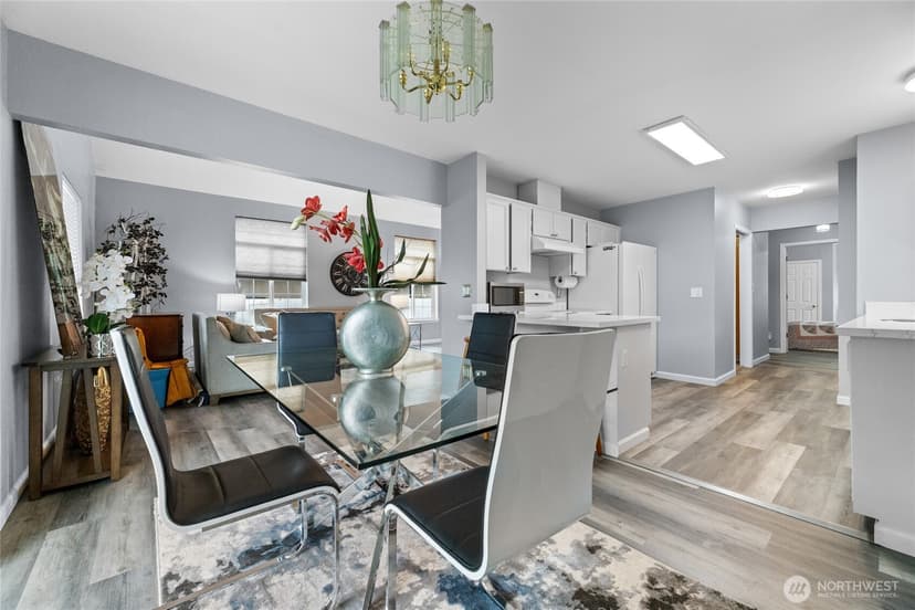 Property photo for 1704 Lafayette Street S, Tacoma photo 6