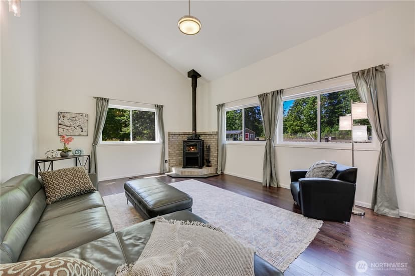 Property photo for 9912 121st Avenue NE, Lake Stevens photo 12