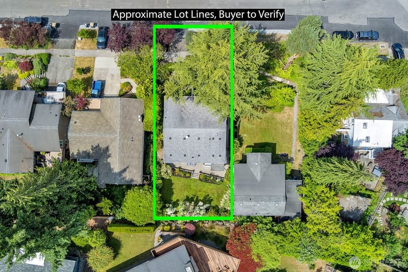 Property photo for 9266 44th Avenue SW, Seattle photo 33
