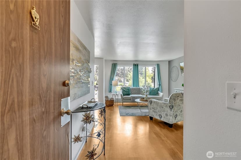 Property photo for 7217 NE 175th Street #211, Kenmore photo 6