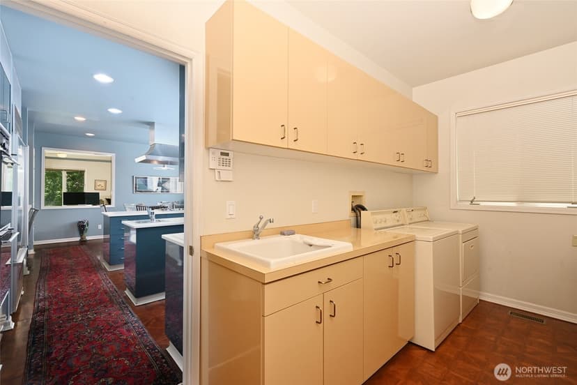 Property photo for 8508 54TH Avenue NE, Seattle photo 15