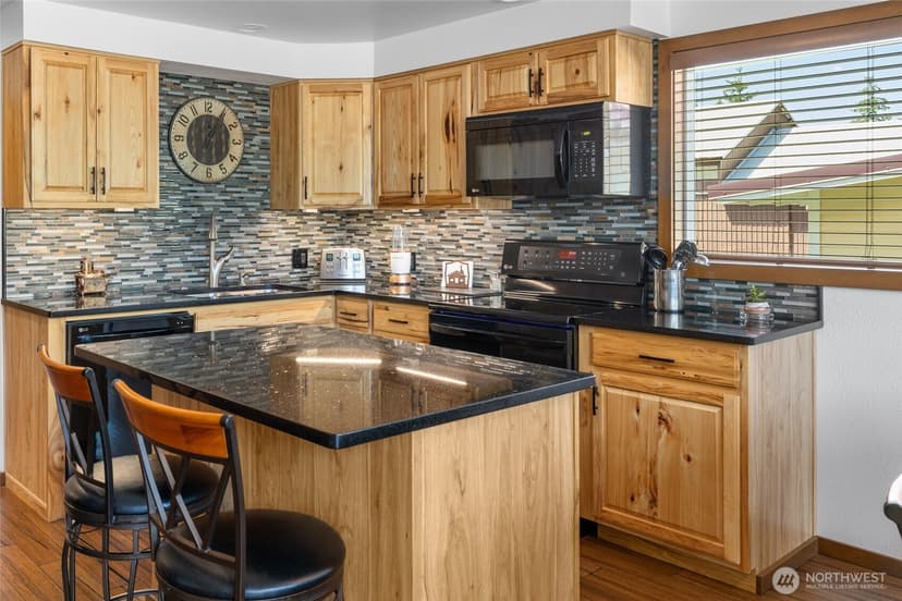 Property photo for 741 McDonald Road, Cle Elum photo 9