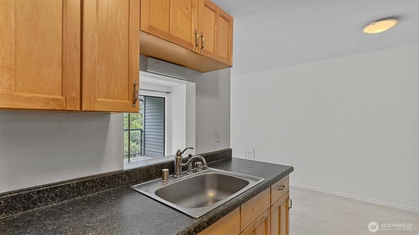 Property photo for 19428 Aurora Avenue N #332, Shoreline photo 8
