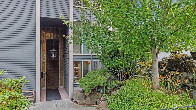 Property photo for 19428 Aurora Avenue N #332, Shoreline photo 3