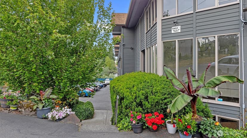 Property photo for 19428 Aurora Avenue N #332, Shoreline photo 21