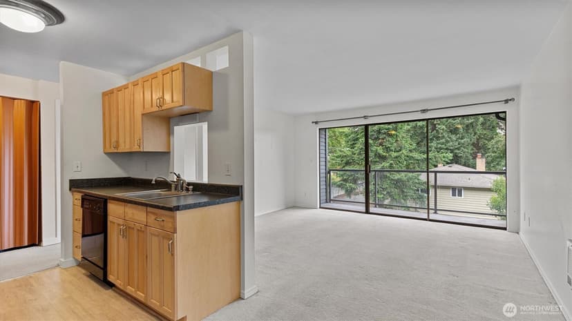 Property photo for 19428 Aurora Avenue N #332, Shoreline photo 10