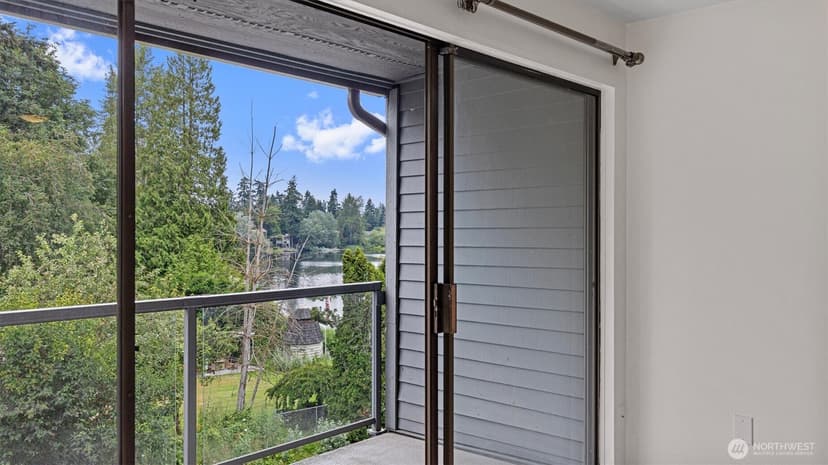 Property photo for 19428 Aurora Avenue N #332, Shoreline photo 12