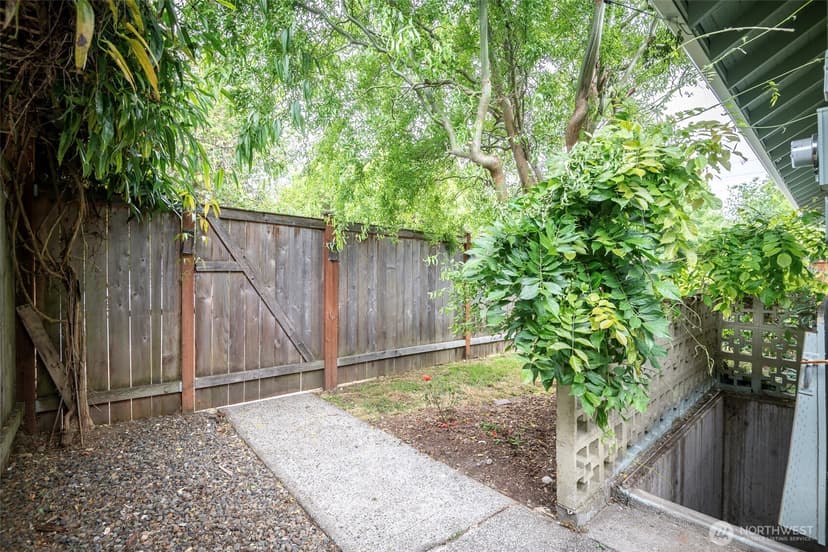Property photo for 406 N Cushman Avenue, Tacoma photo 18