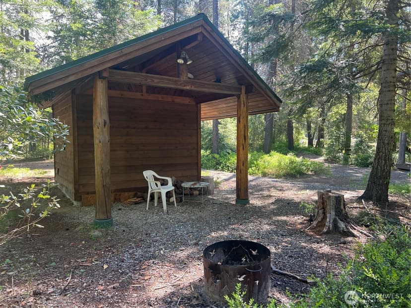 Property photo for 12360 W Shurgart Flats Road, Leavenworth photo 4