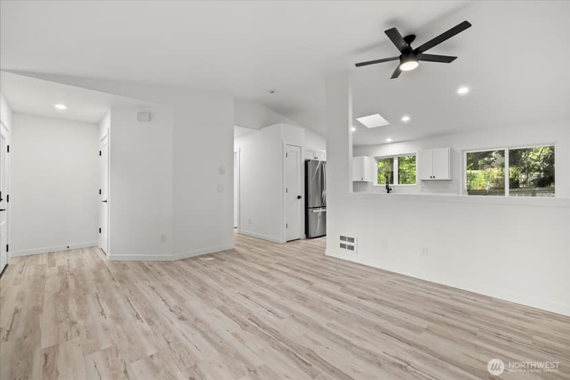 Property photo for 7921 Blakely Avenue, Clinton photo 9