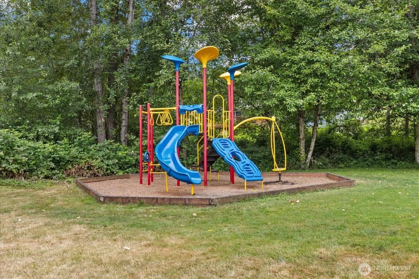 Property photo for 10831 NE 147th Lane #R202, Bothell photo 27