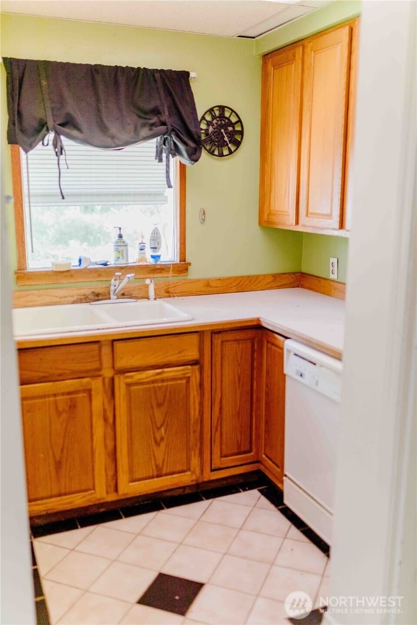 Property photo for 565 S Director, Seattle photo 31