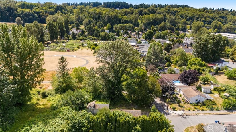 Property photo for 565 S Director, Seattle photo 4