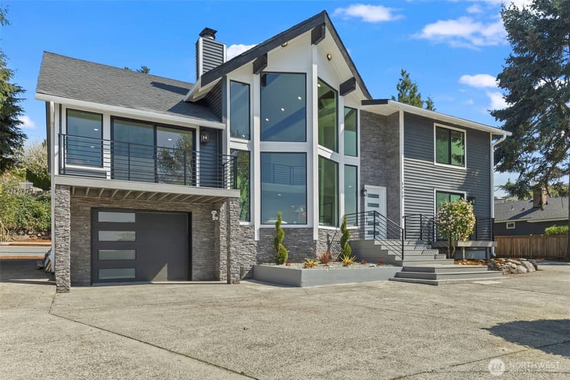 Property photo for 6909 E Side Drive NE, Tacoma