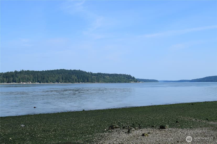 Property photo for 3538 Beach Drive E, Port Orchard photo 21