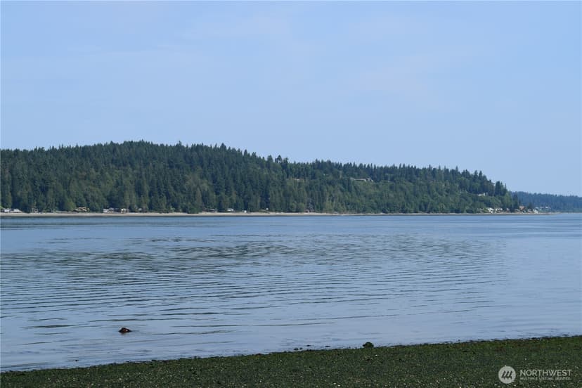 Property photo for 3538 Beach Drive E, Port Orchard photo 23