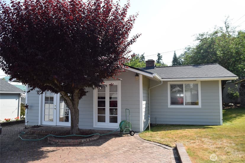 Property photo for 3538 Beach Drive E, Port Orchard photo 28