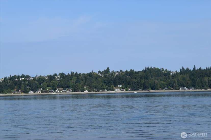 Property photo for 3538 Beach Drive E, Port Orchard photo 22