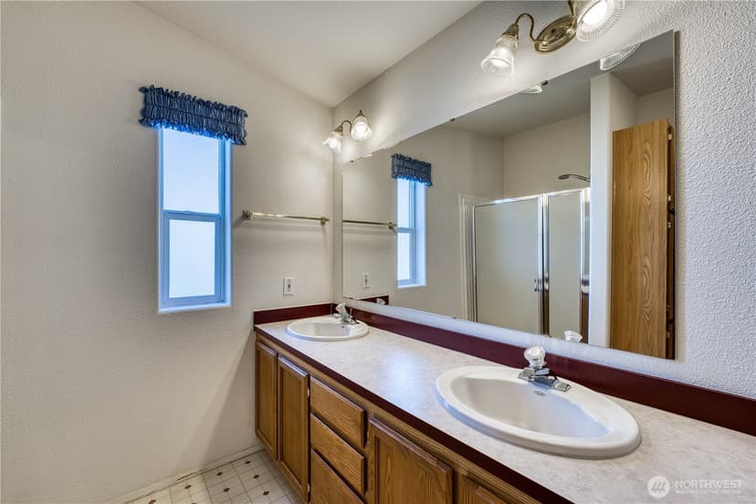 Property photo for 1915 140th Street E #193, Tacoma photo 27