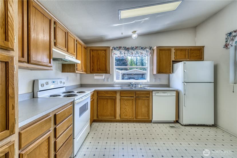 Property photo for 1915 140th Street E #193, Tacoma photo 11