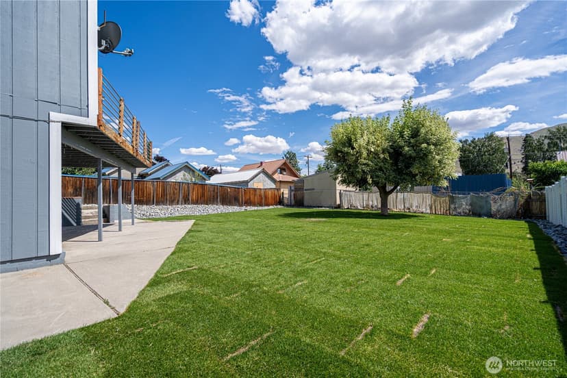 Property photo for 228 E Gibson Avenue, Chelan photo 36