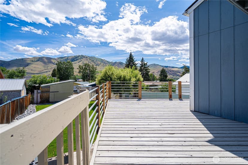 Property photo for 228 E Gibson Avenue, Chelan photo 21