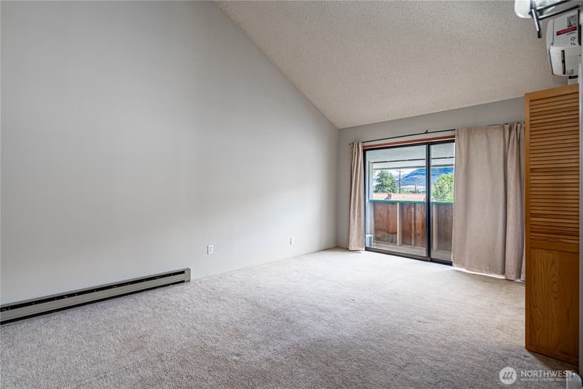 Property photo for 228 E Gibson Avenue, Chelan photo 26