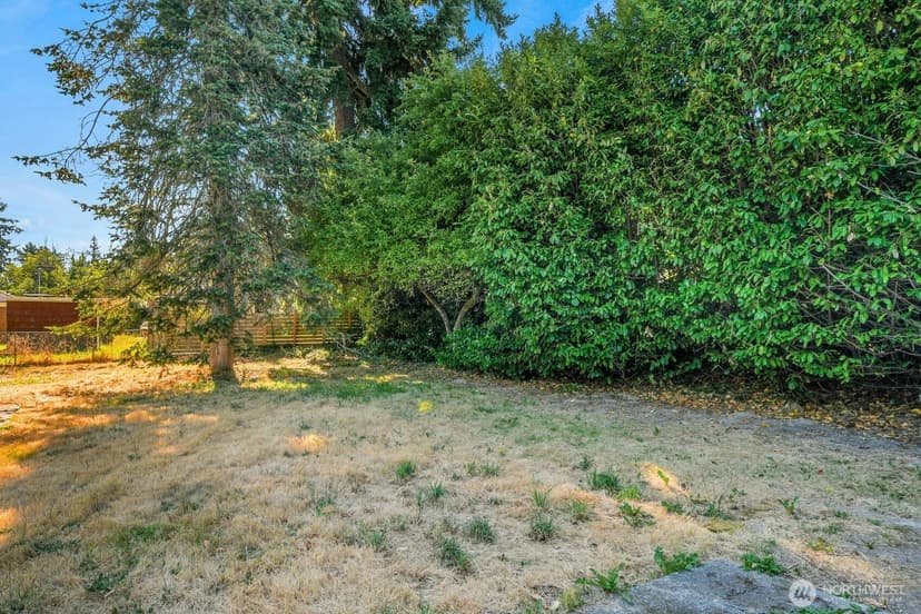 Property photo for 13040 7th Avenue S, Burien photo 14