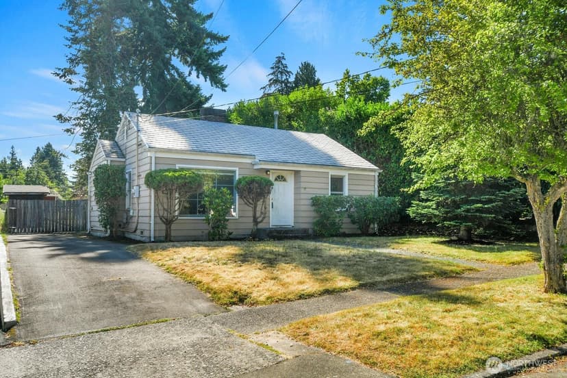 Property photo for 13040 7th Avenue S, Burien photo 15