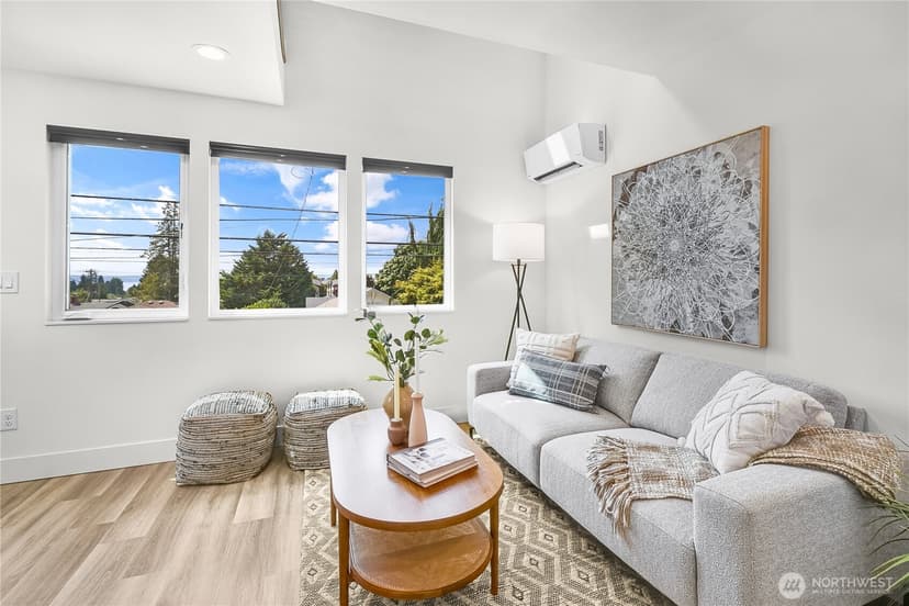 Property photo for 5945 41st Avenue SW #A, Seattle photo 6
