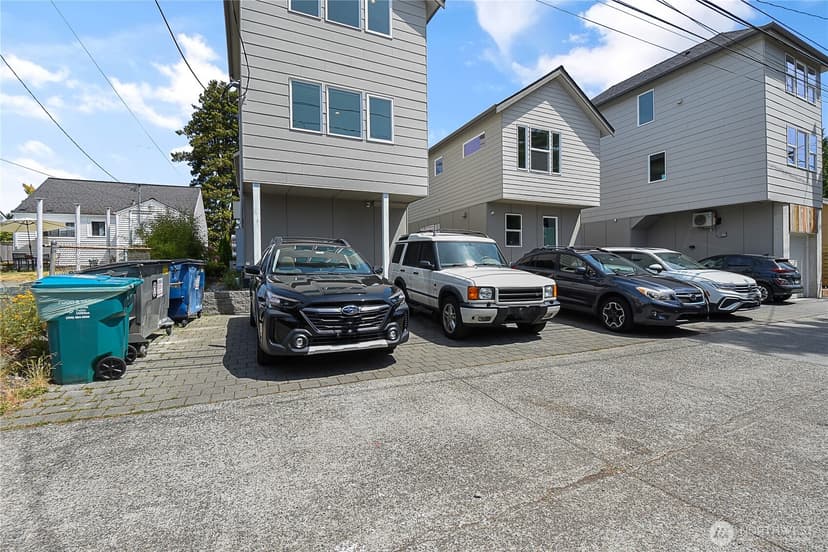 Property photo for 5945 41st Avenue SW #A, Seattle photo 24