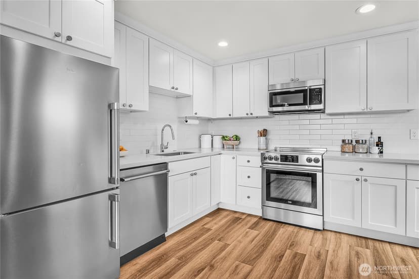 Property photo for 5945 41st Avenue SW #A, Seattle photo 5