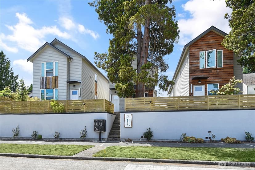 Property photo for 5945 41st Avenue SW #A, Seattle photo 27