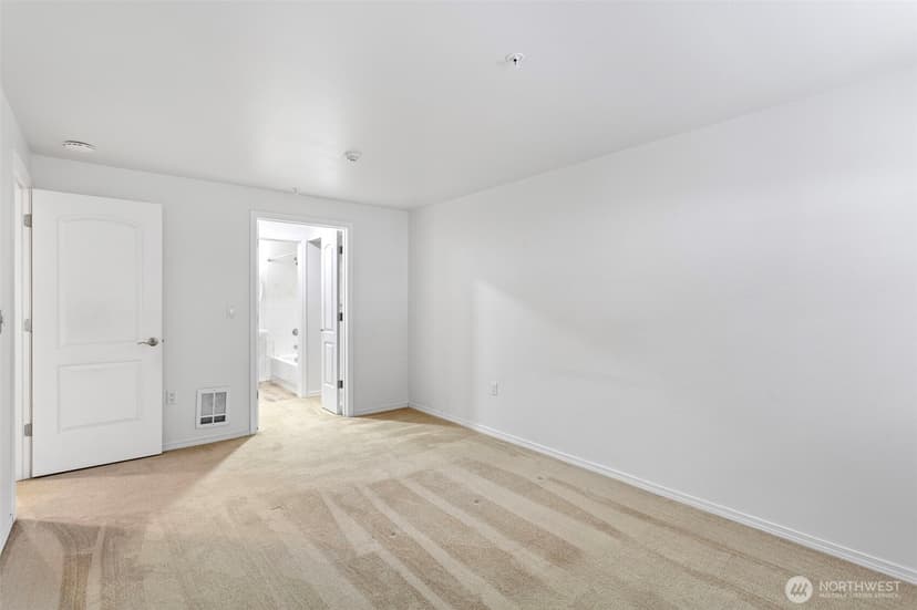 Property photo for 14007 NE 181st Street #A-102, Woodinville photo 13