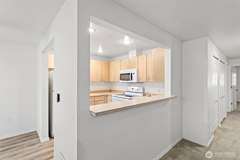 Property photo for 14007 NE 181st Street #A-102, Woodinville photo 9