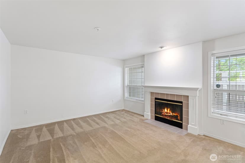 Property photo for 14007 NE 181st Street #A-102, Woodinville photo 4