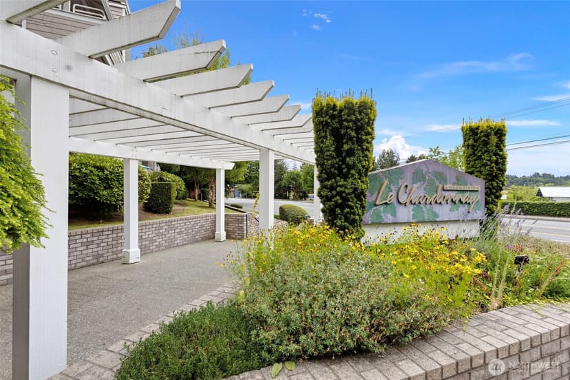 Property photo for 14007 NE 181st Street #A-102, Woodinville photo 33