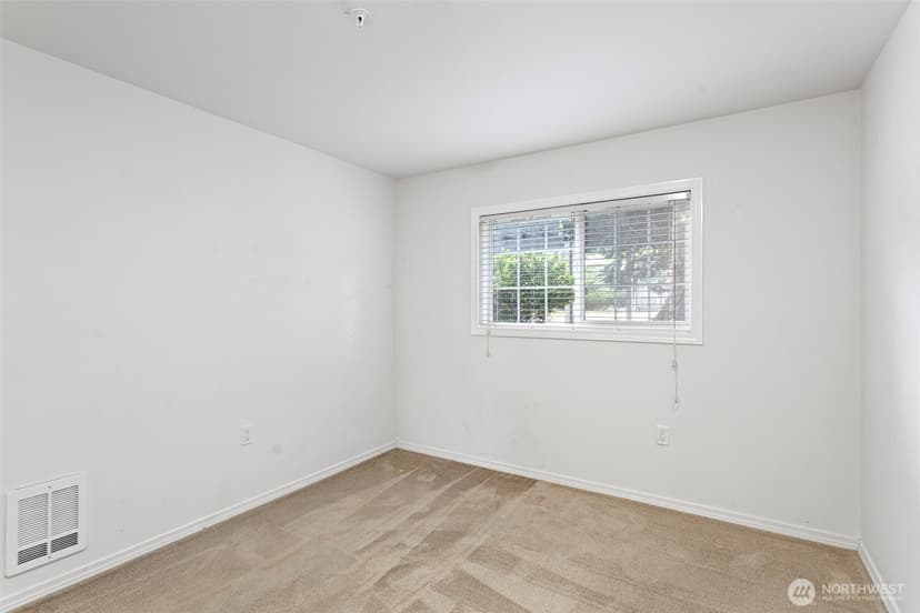 Property photo for 14007 NE 181st Street #A-102, Woodinville photo 18