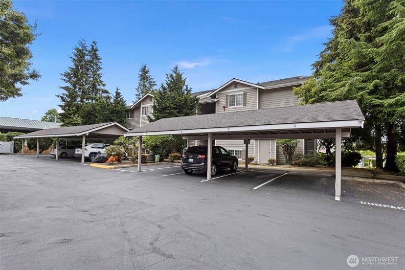 Property photo for 14007 NE 181st Street #A-102, Woodinville photo 25