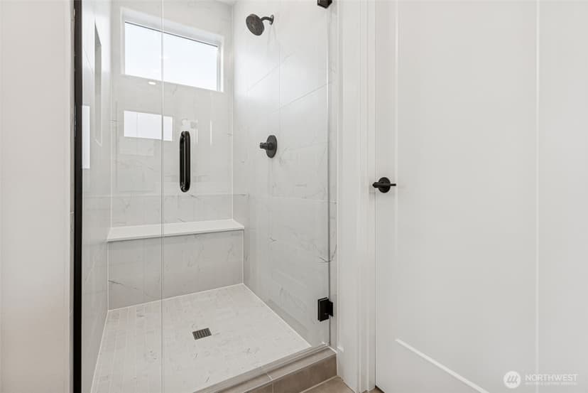 Property photo for 18805 99th Court NE #E, Bothell photo 27