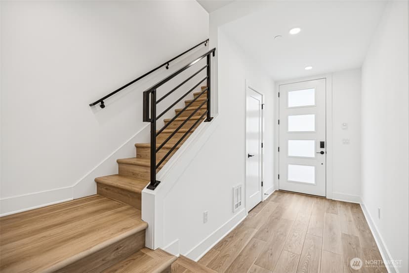 Property photo for 18805 99th Court NE #E, Bothell photo 5